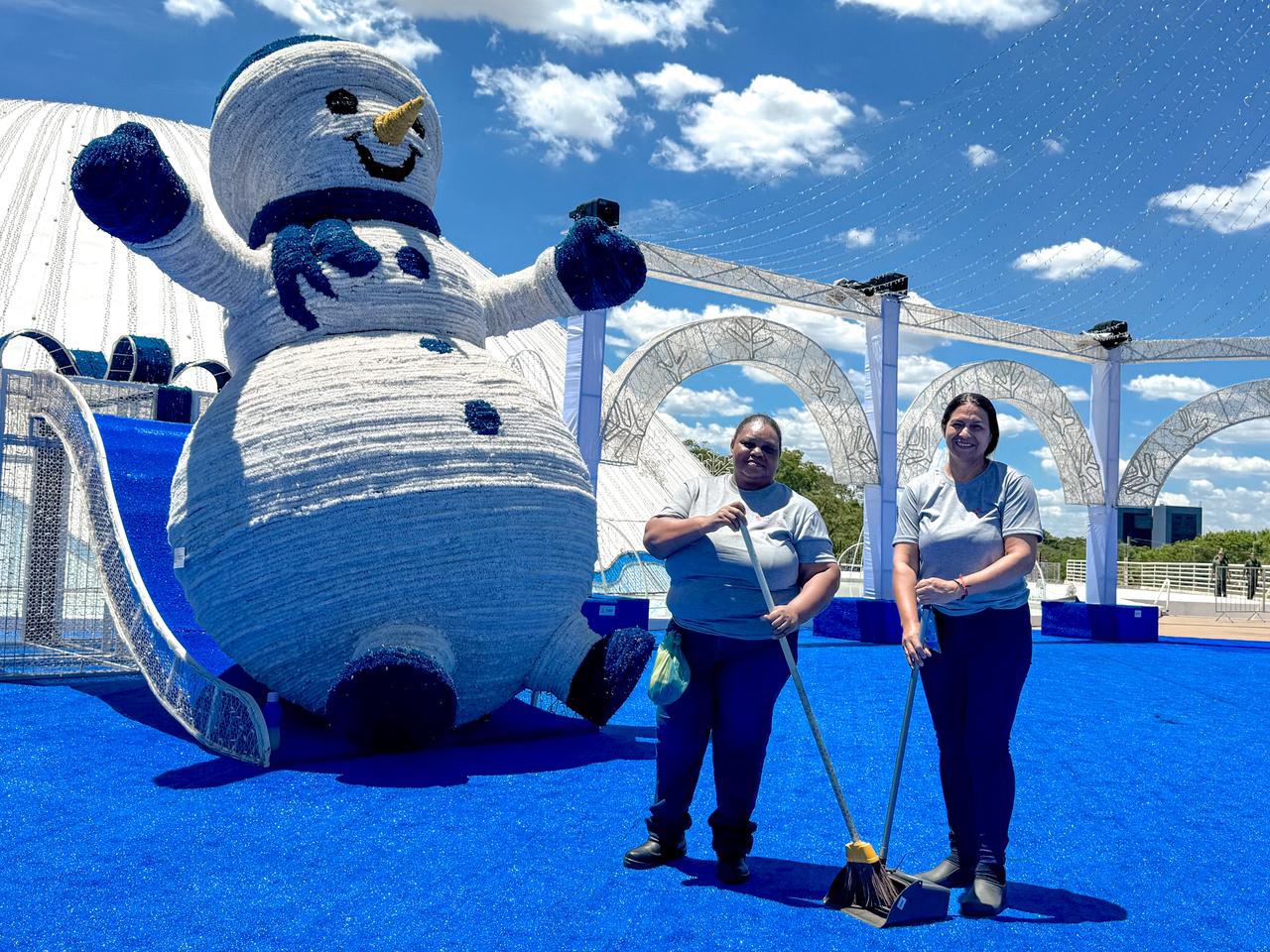 Mais de mil profissionais fazem o Natal do Bem acontecer nos bastidores e mantêm acesa a magia natalina em Goiás