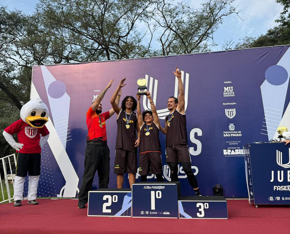 Drible certo 3 x 3 conquista dobradinha de ouro no fim de semana com títulos no JUBS  e na Liga ANB
