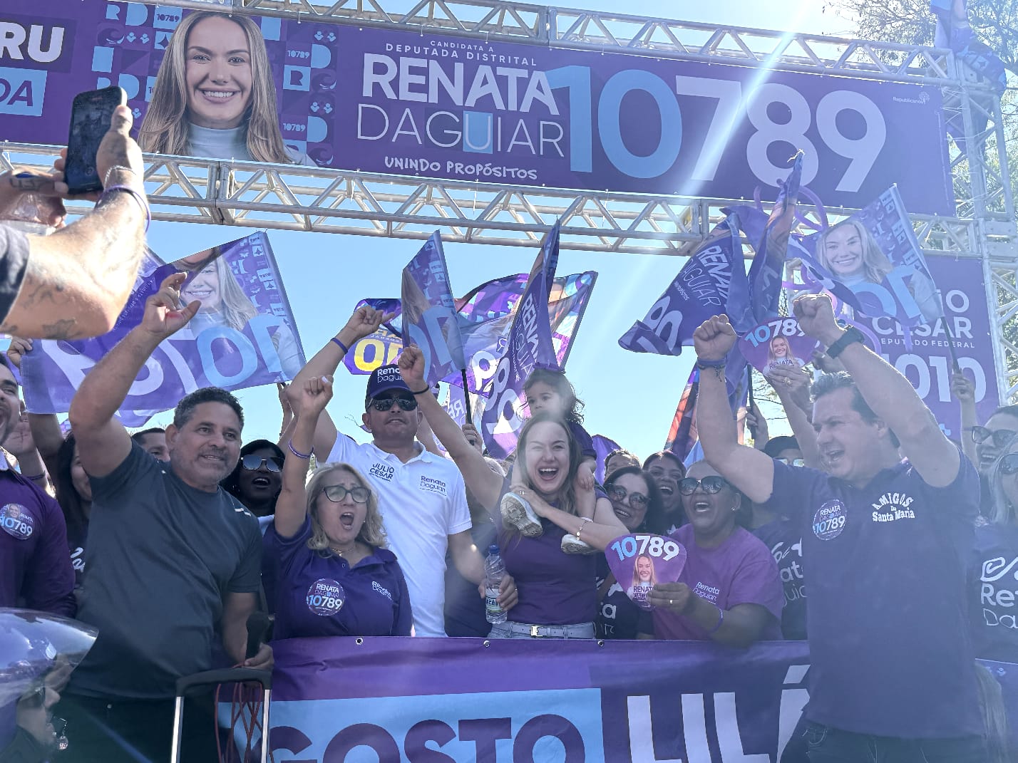 Renata Daguiar apresenta número de campanha para apoiadores no Parque da Cidade