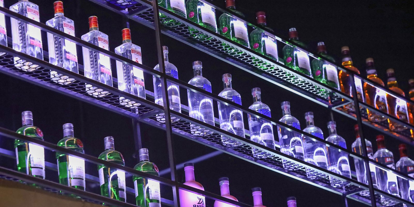 Paraná confirma dois casos de contaminação por metanol em bebidas
