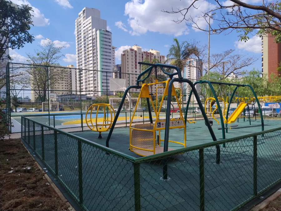 Administração de Águas Claras recebe Praça Quero-Quero toda reformada pela Paulo Octávio