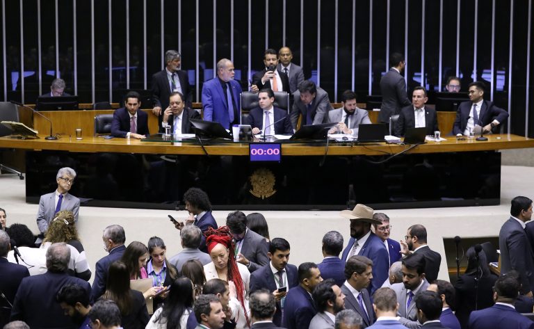 Câmara retira de pauta a MP sobre tributação de investimentos; texto perderá validade